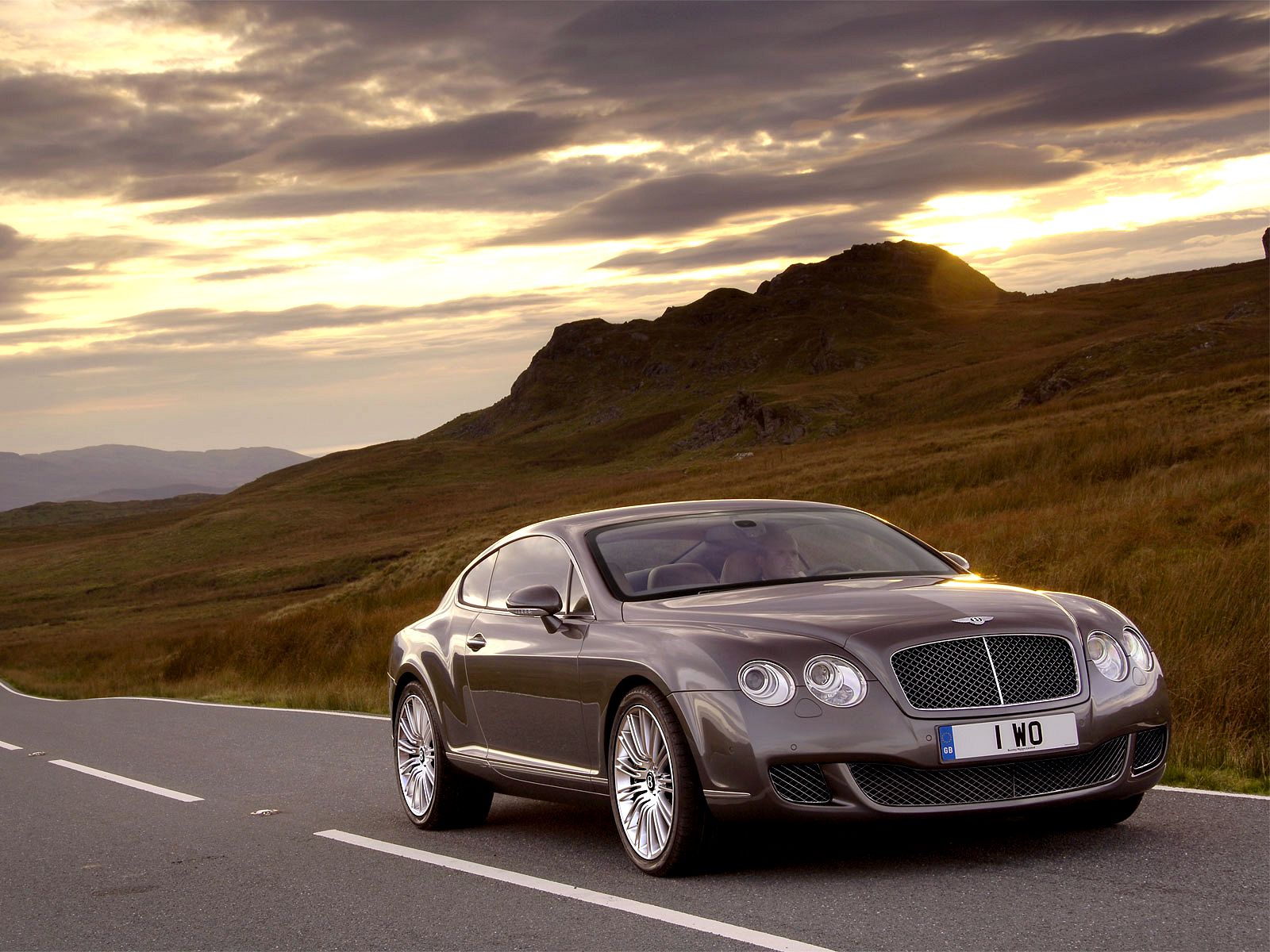 The Fastest Car In World Bentley Continental Supersports