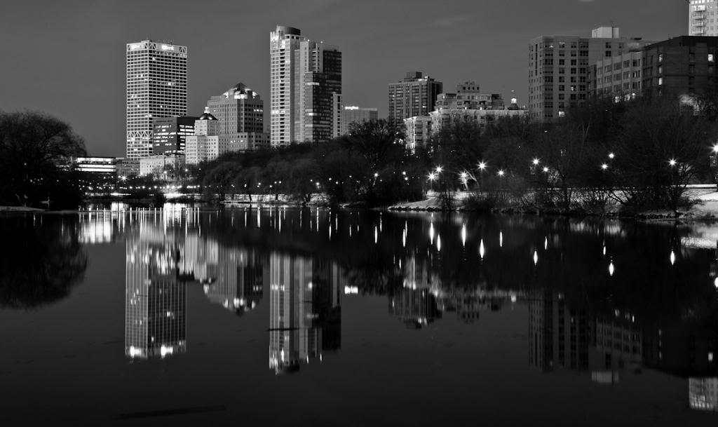 Milwaukee Skyline Image