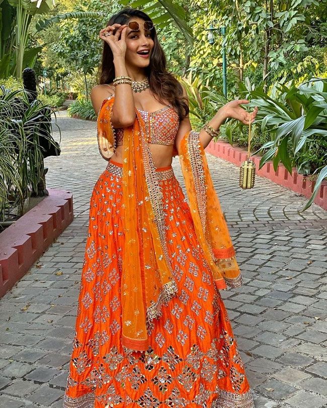 Pooja Hegde HD Wallpaper