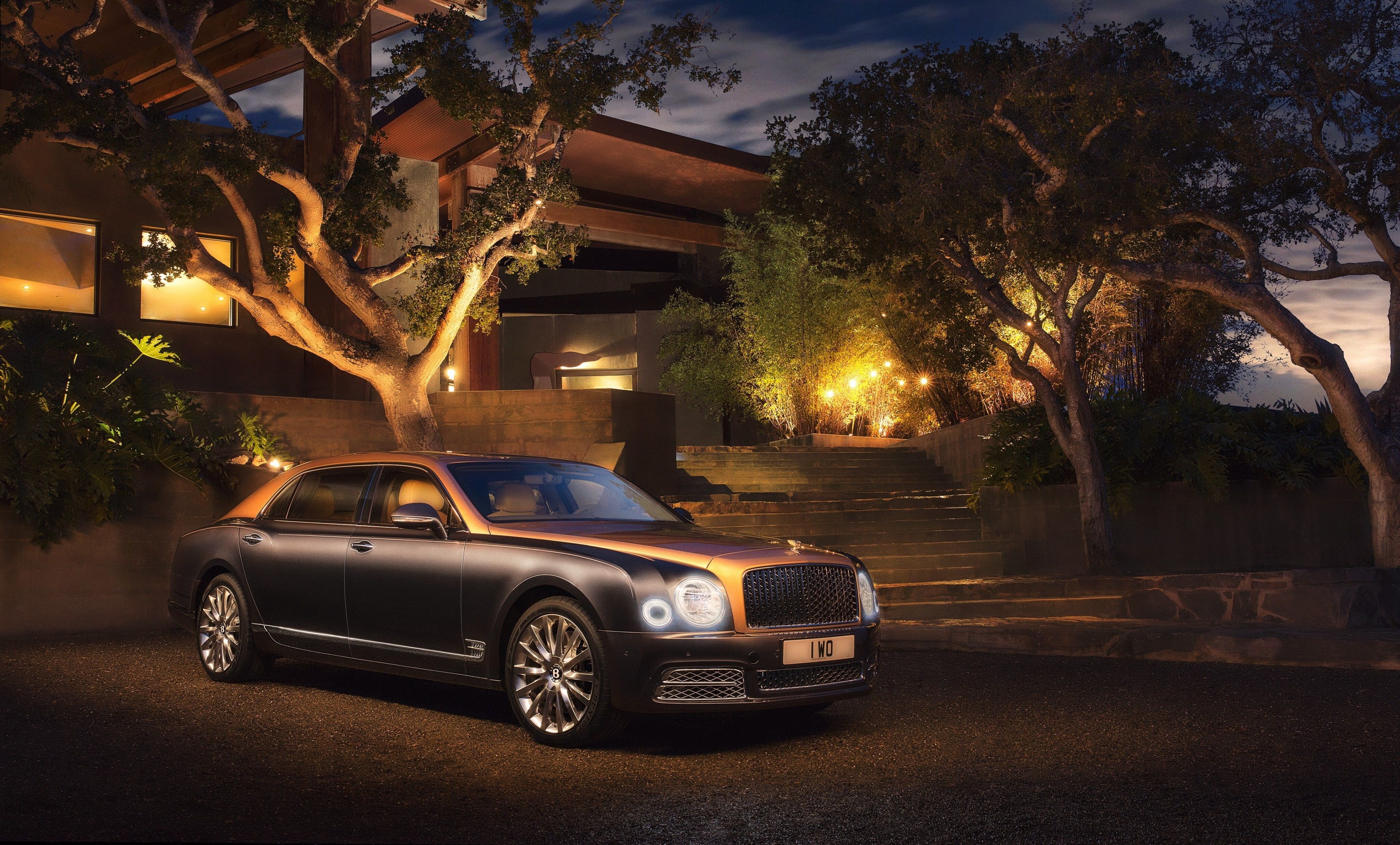 Bentley Mulsanne Extended Wheelbase 4k HD High Quality