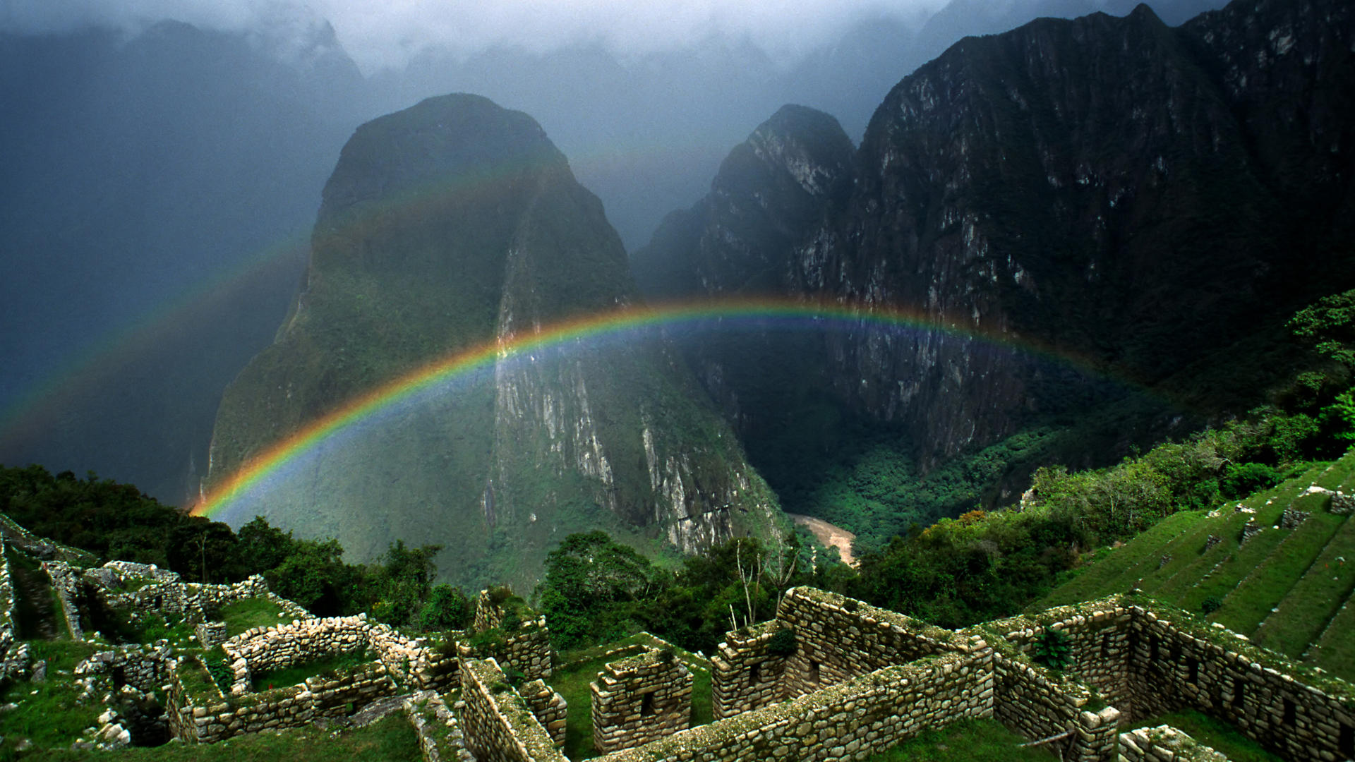 Early Morning In Machu Picchu Wallpaper