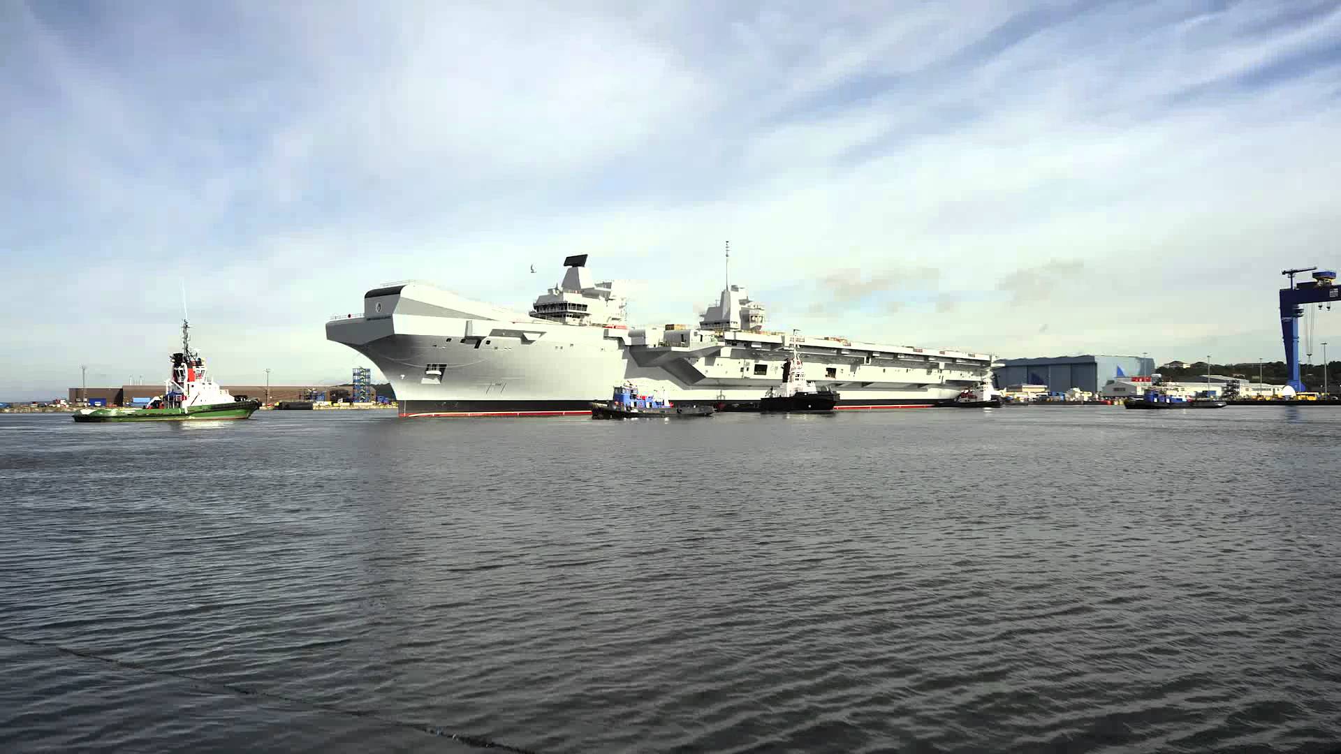 Float Up And Move Of Hms Queen Elizabeth