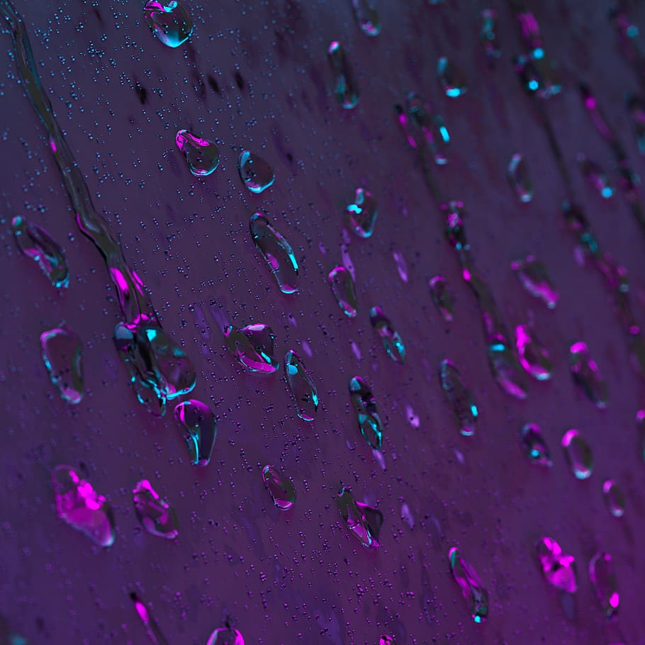Neo Retro Neon Rain Mood Glow Light Window Reflection