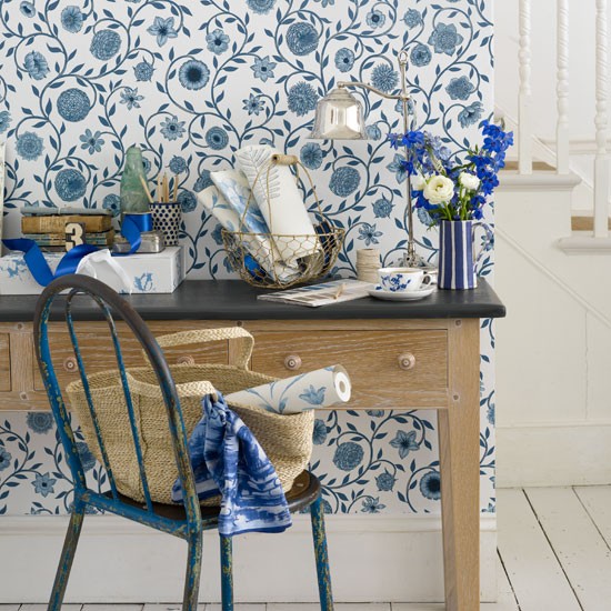 Blue Country Style Hallway Wallpaper Floral