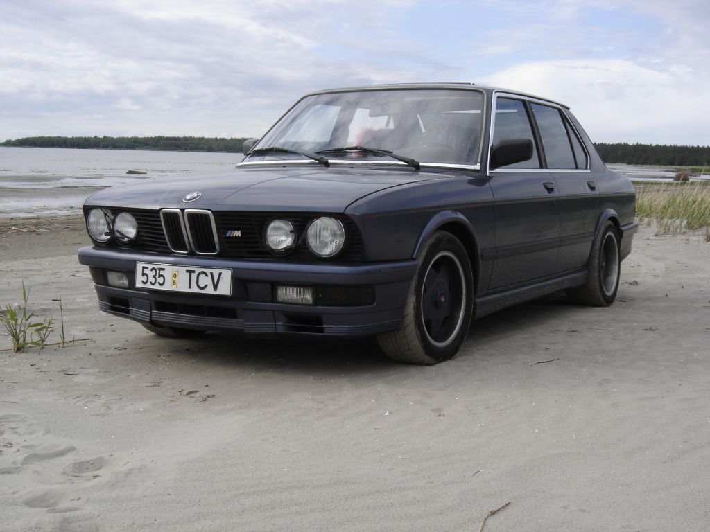 New Bmw M5 Usa E28 Cars Wallpaper And Specification