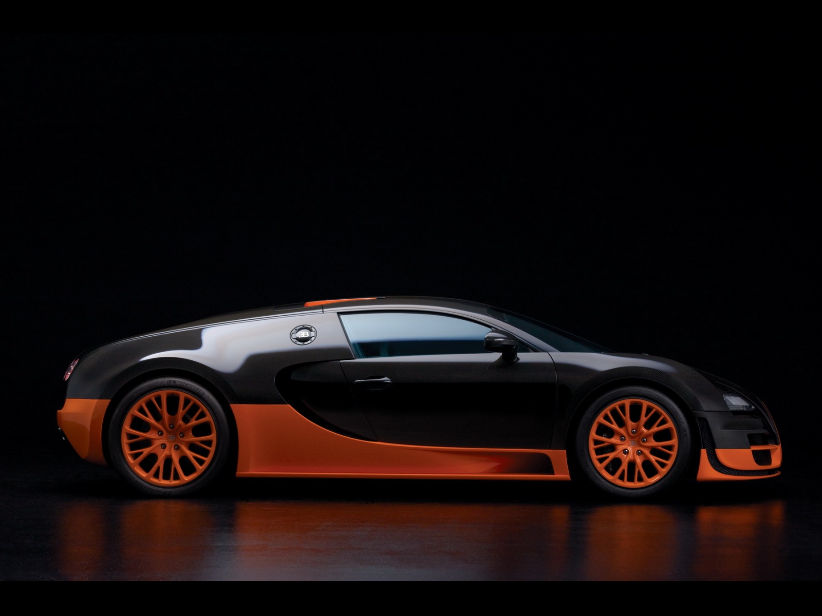 Bugatti Veyron Super Sport Photos And Wallpaper