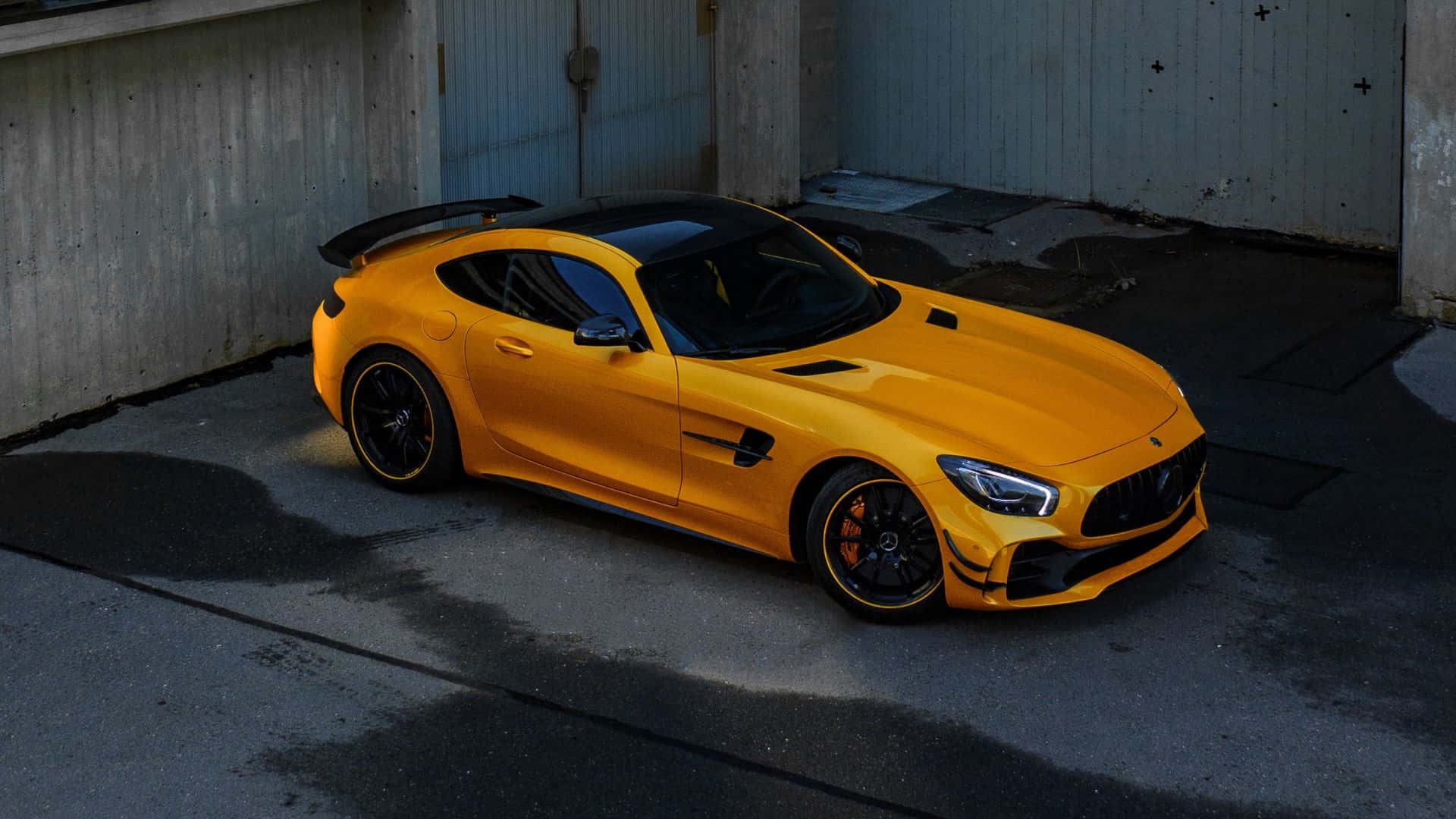 Mercedes Benz Car HD Desktop Theme Wallpaper