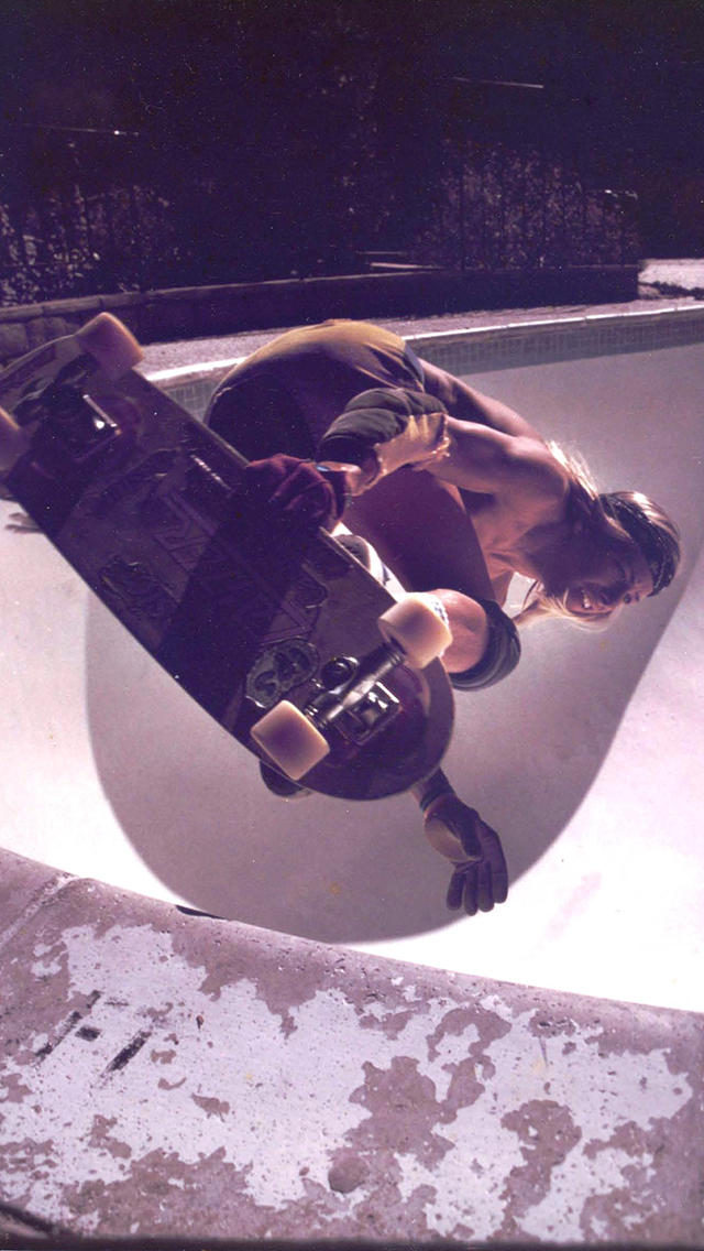 Pool Skate 3wallpaper iPhone Les Wallpaper Du Jour