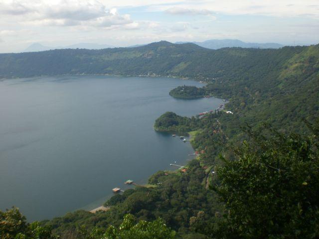 Background Archive El Salvador Lake C A