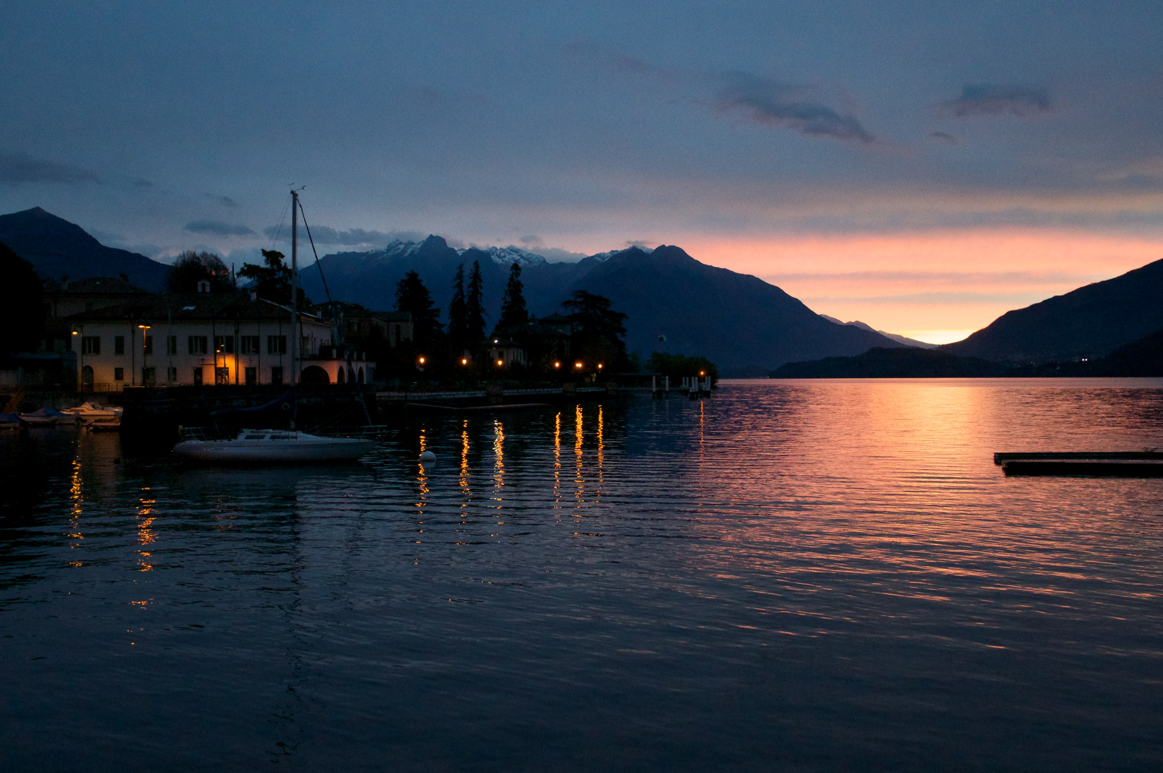 Lake Como Sunset Wallpaper   Travel HD Wallpapers