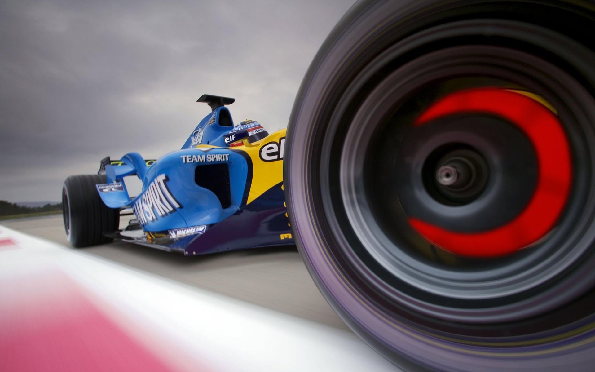 Team Spirit Formula 1 desktop wallpaper
