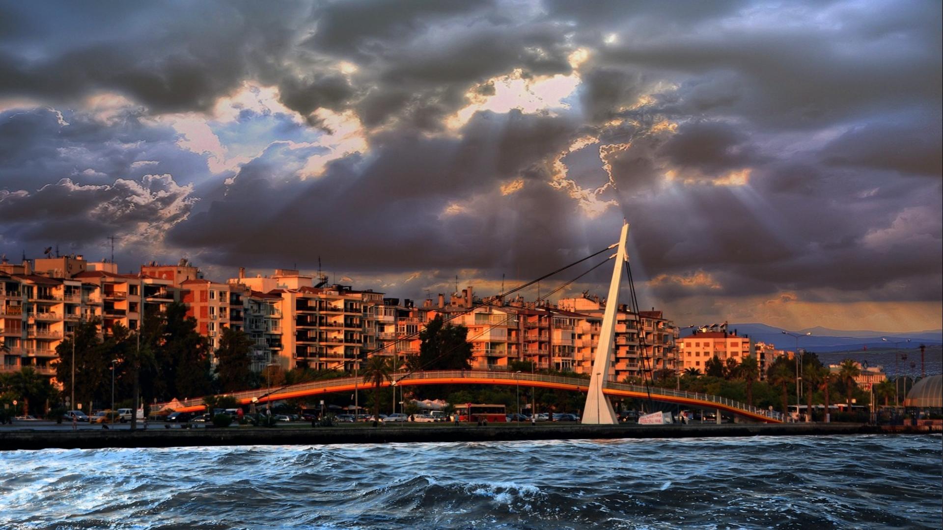 Izmir Wallpaper Top Background