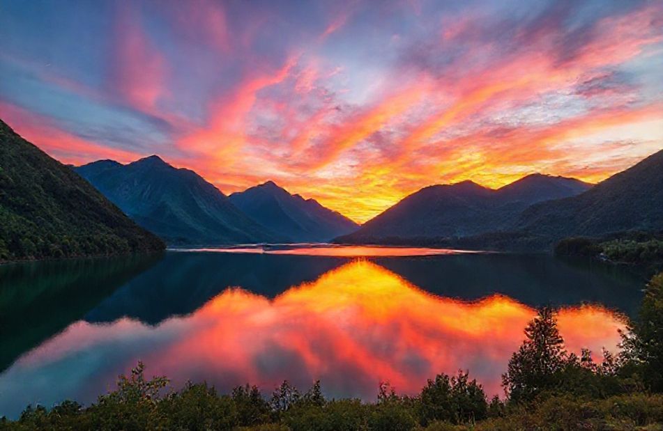 Cool HD Wallpaper