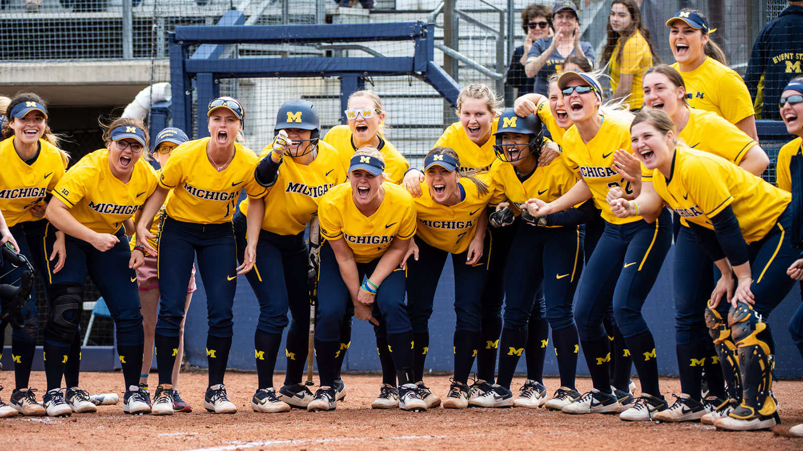 Wolverines Wrap B1g Road Swing At Michigan State Illinois