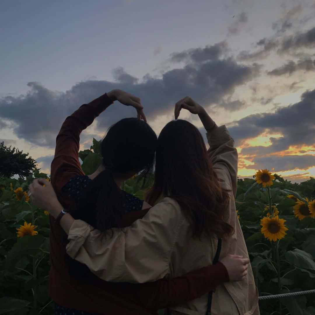 Best Friend Aesthetic Wallpaper