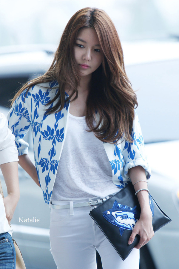 Sooyoung Travelling To Osaka From Gimpo Airport For Girls