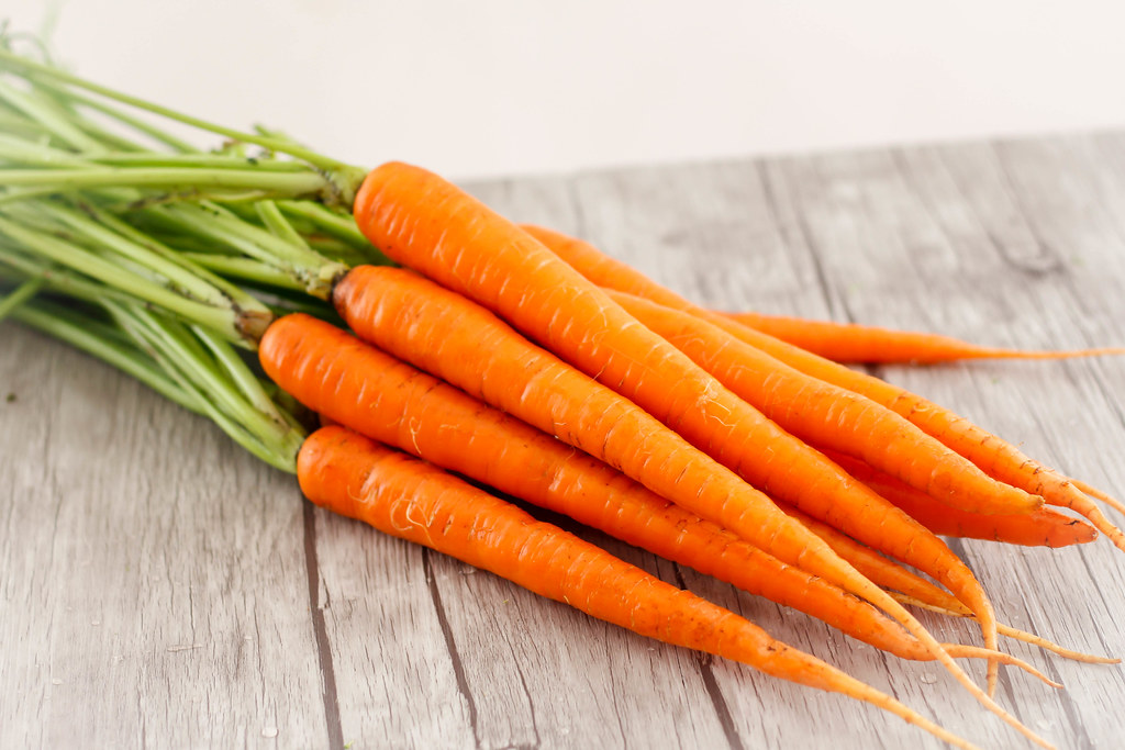 Carrot Background Image All White