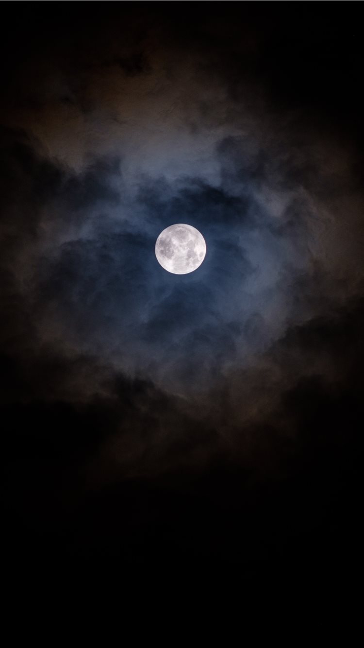 Full Moon iPhone Wallpaper