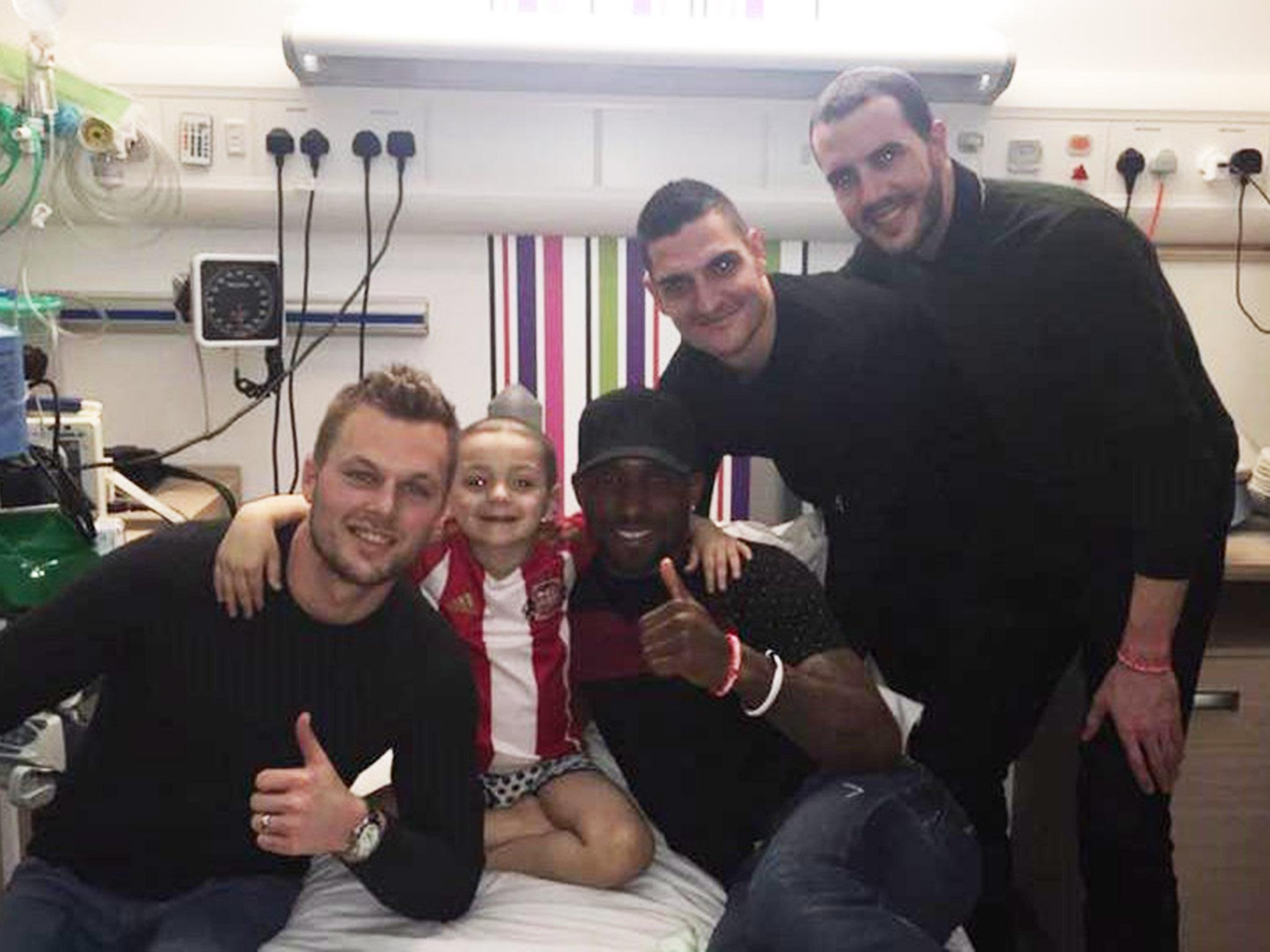 Sunderland players visit terminally ill fan Bradley Lowery in