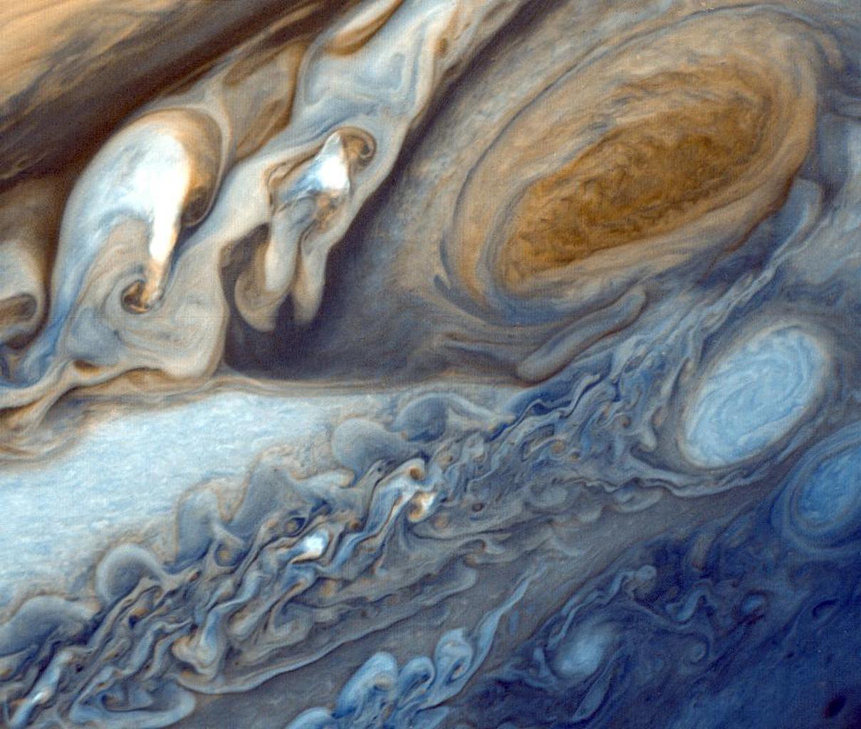 Jupiter S Great Red Spot A Swirling Mystery