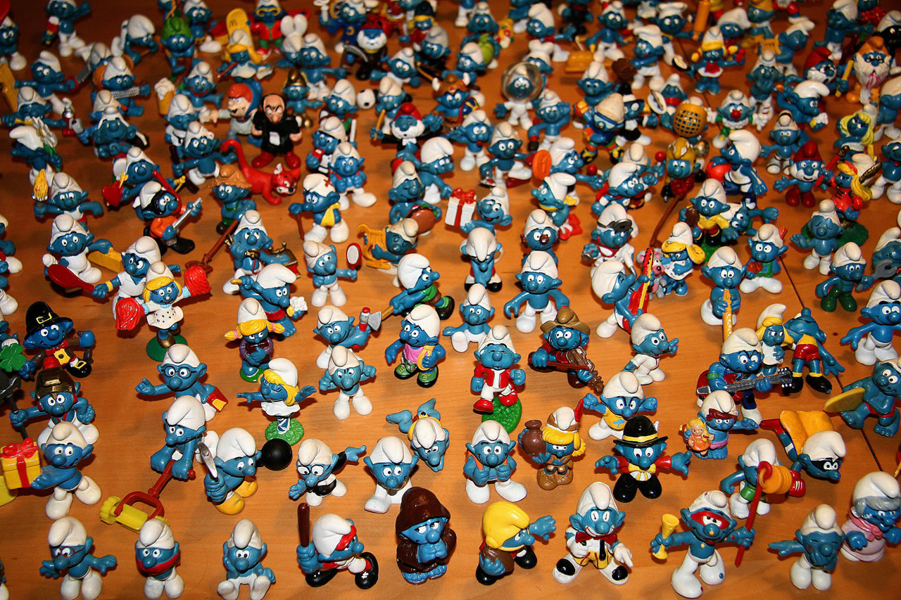 Smurfs The Tv Trays And Lunch Boxes