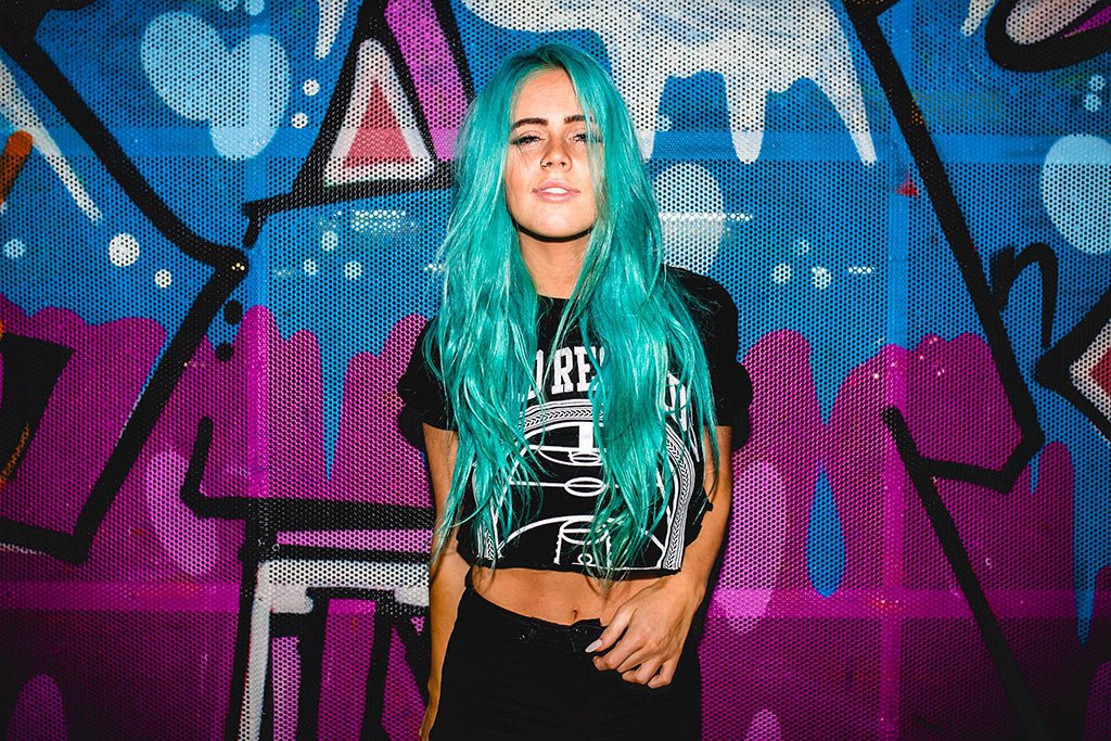 Female Djs That Looks Hot With Colored Hair Edmdroid