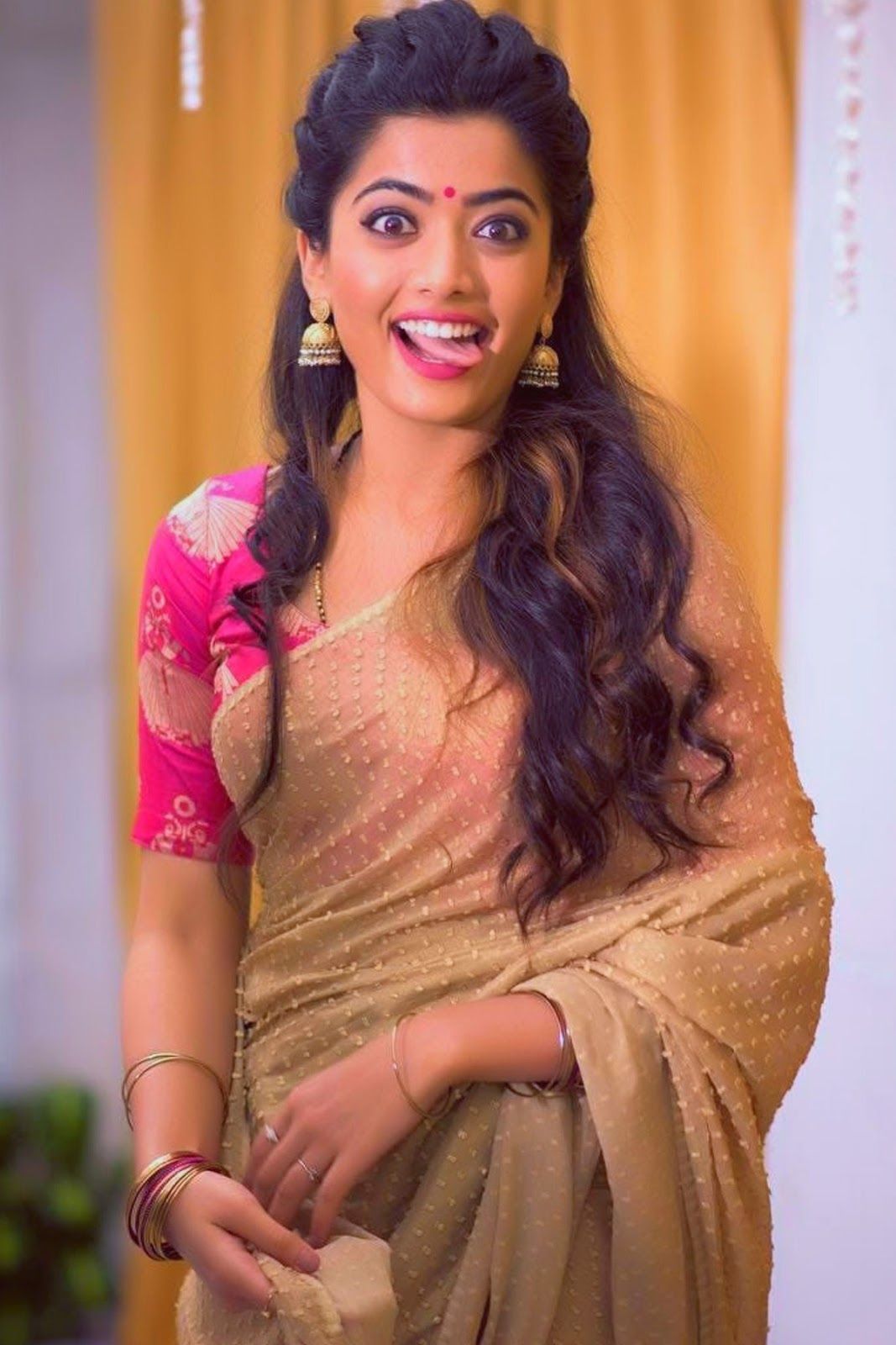 Rashmika Mandanna HD Wallpaper And Image Artofit