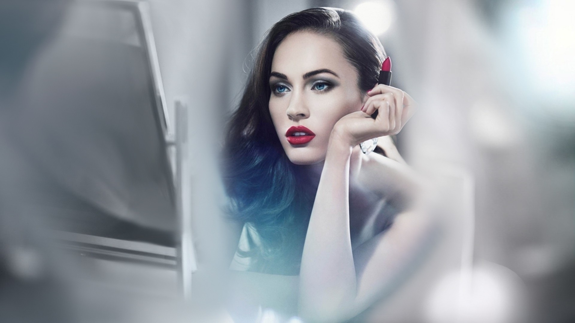Megan Fox 720p Image Desktop Wallpaper
