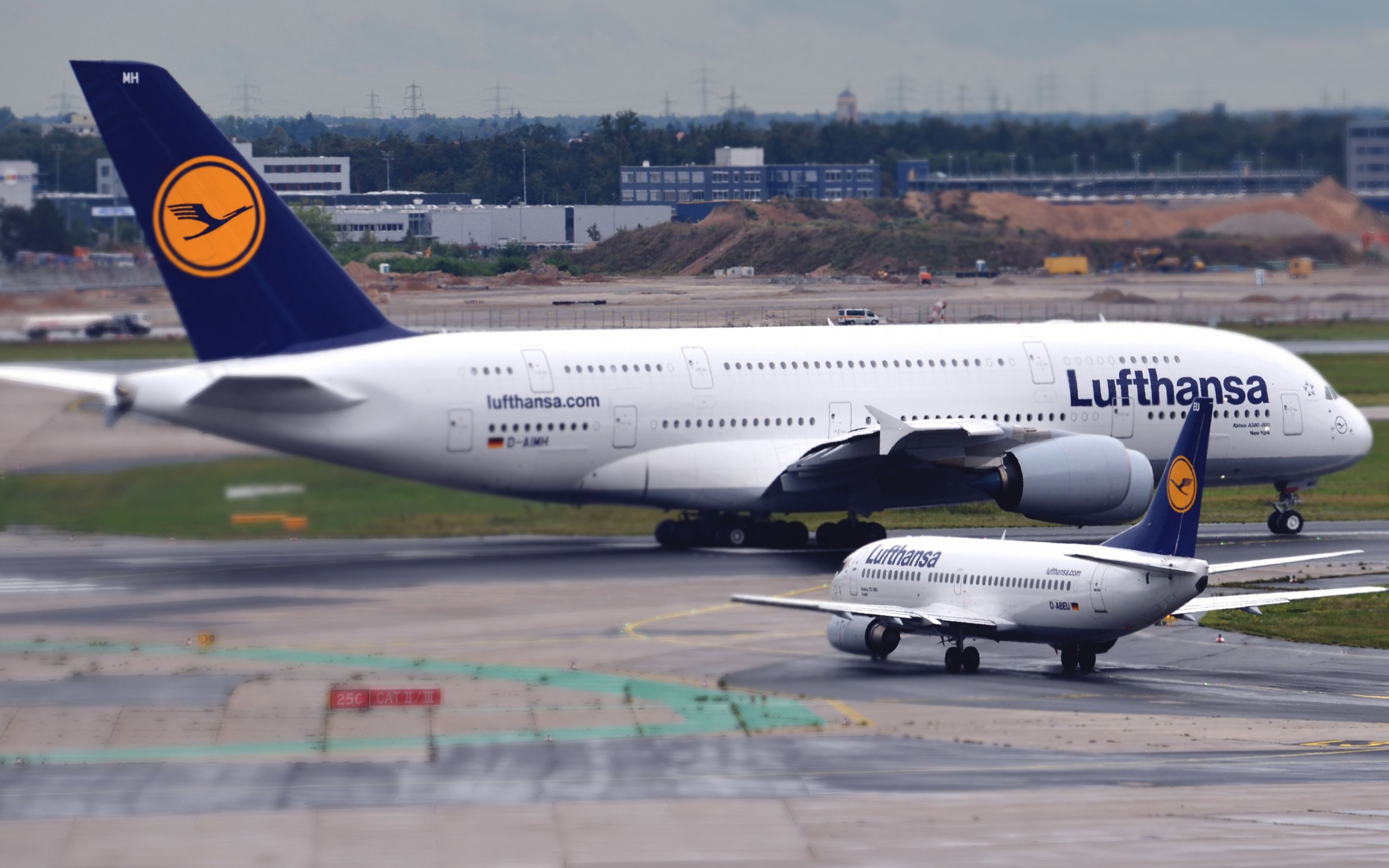 Airbus A380 Lufthansa HD Wallpaper