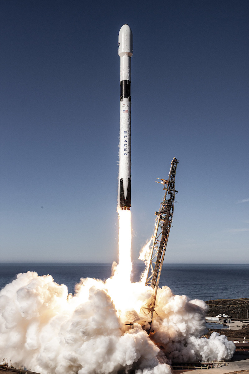 Photos Falcon Launches And Lands At Vandenberg Air Force Base