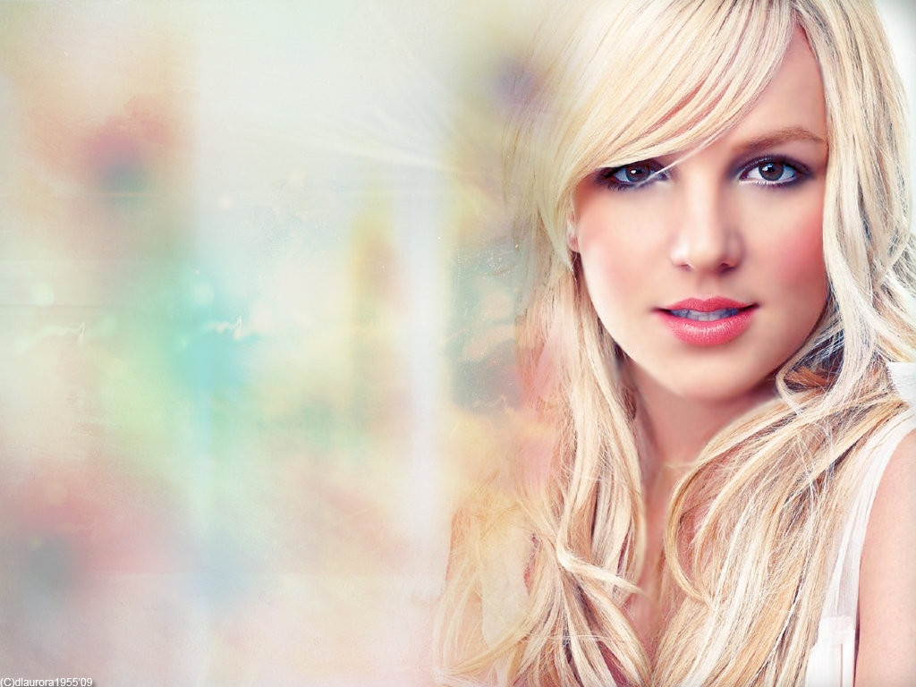 Britney Spears Hot Yellow Hd Wallpaper