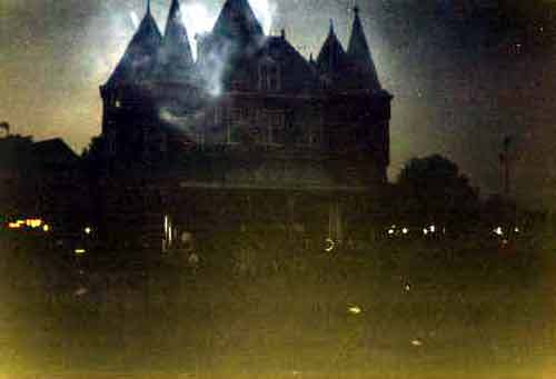 Halloween Scary House Wallpapers Scary Haunted House Wallpapers 500x341
