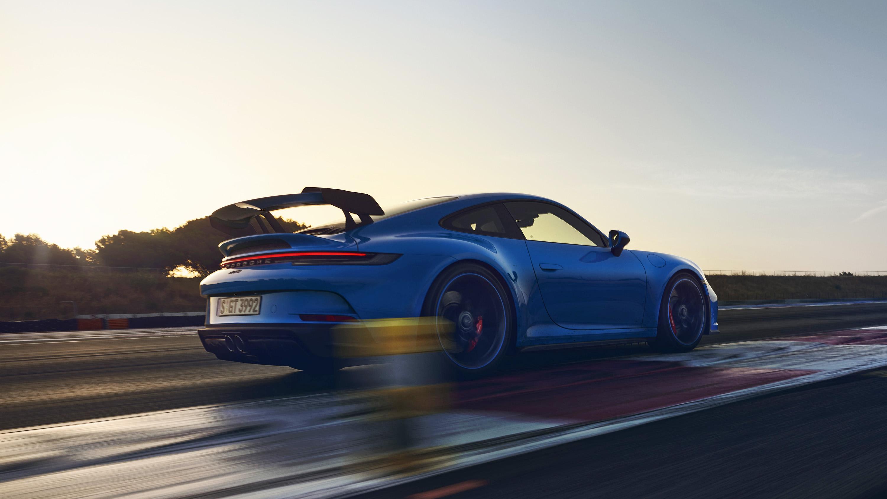 Petrolheads Assemble It S The New Porsche Gt3 Top Gear