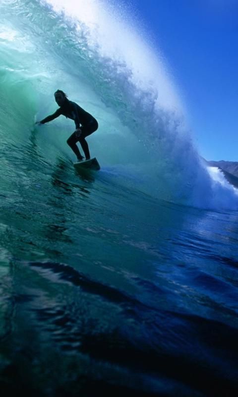 Surfing HD Live Wallpaper