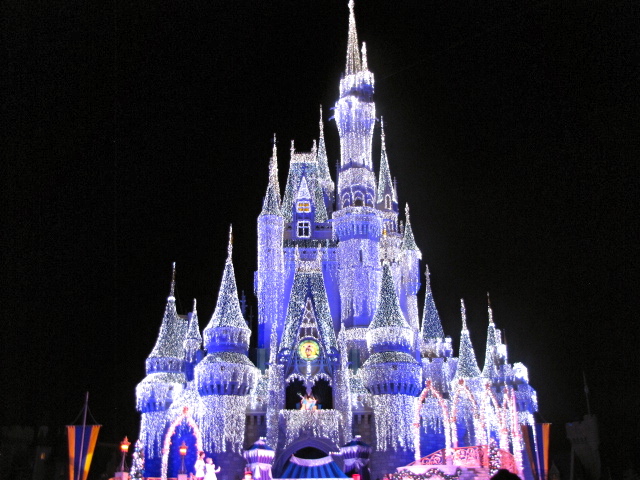 Disney World Castle Christmas Wallpaper Disney World Magic Kingdom