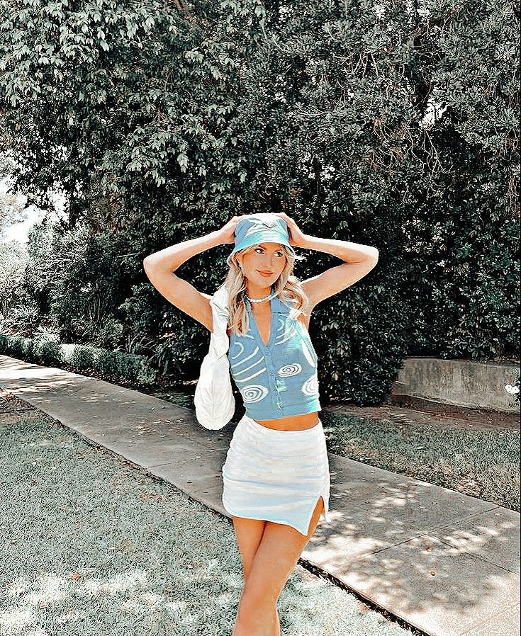Preppy Girl Wallpaper