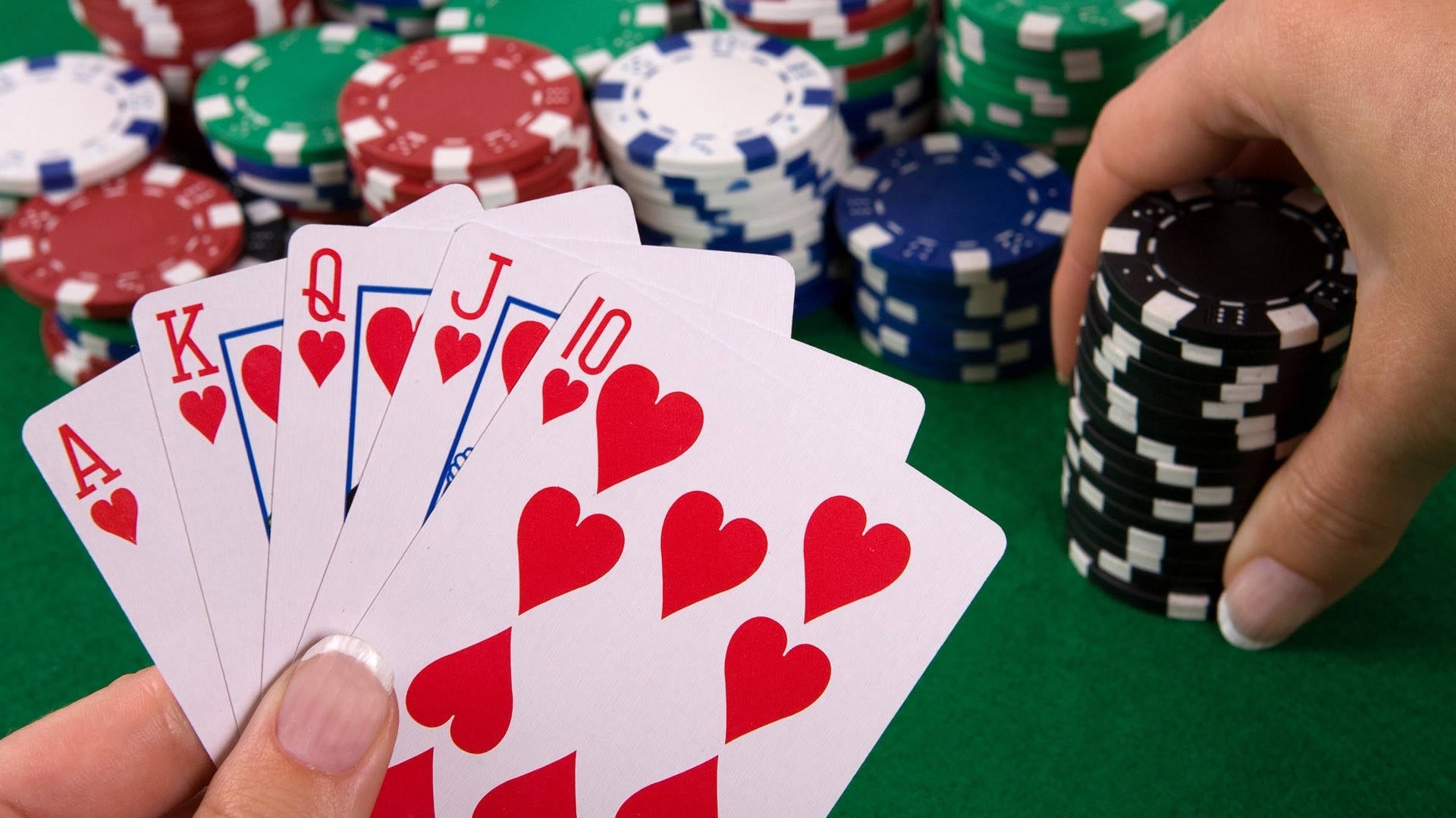 Poker Table Wallpaper