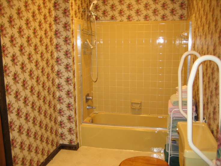 Yellow Era Tub And Tile Knock You Over Rose Wallpaper