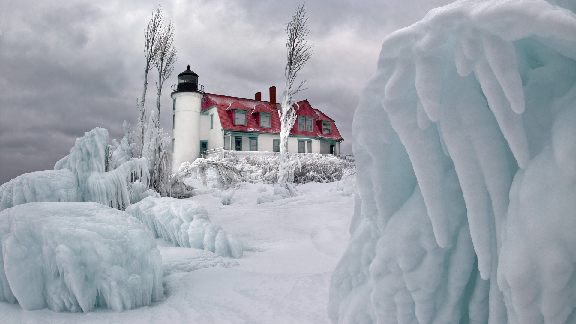 Lighthouse In The Winter Michigan Home