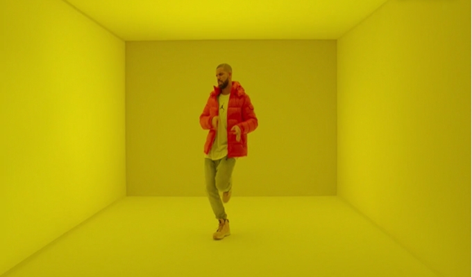 Video S And Remix To Drake Ever Popular Single Hotline Bling