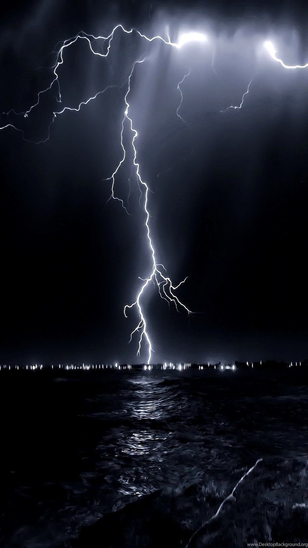Lightning Wallpaper 4k iPhone Gallery Artofit