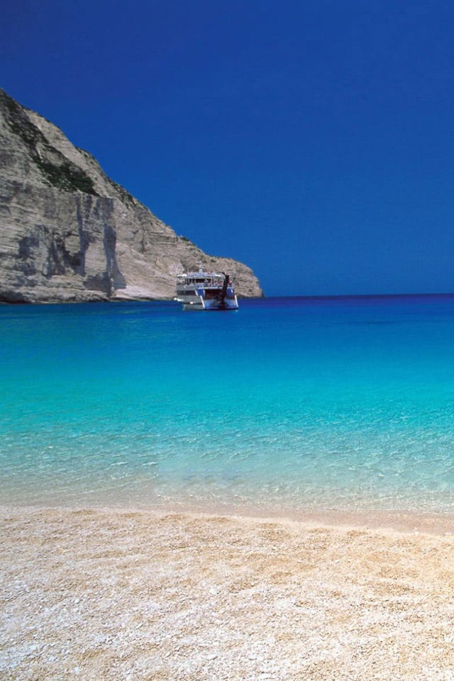 Beach in greece iPhone 4s Wallpaper Download iPhone Wallpapers iPad