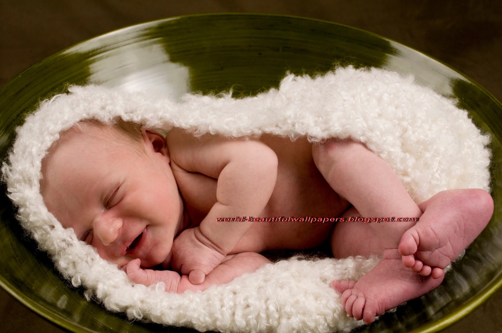 Beautiful Wallpaper Newborn Baby