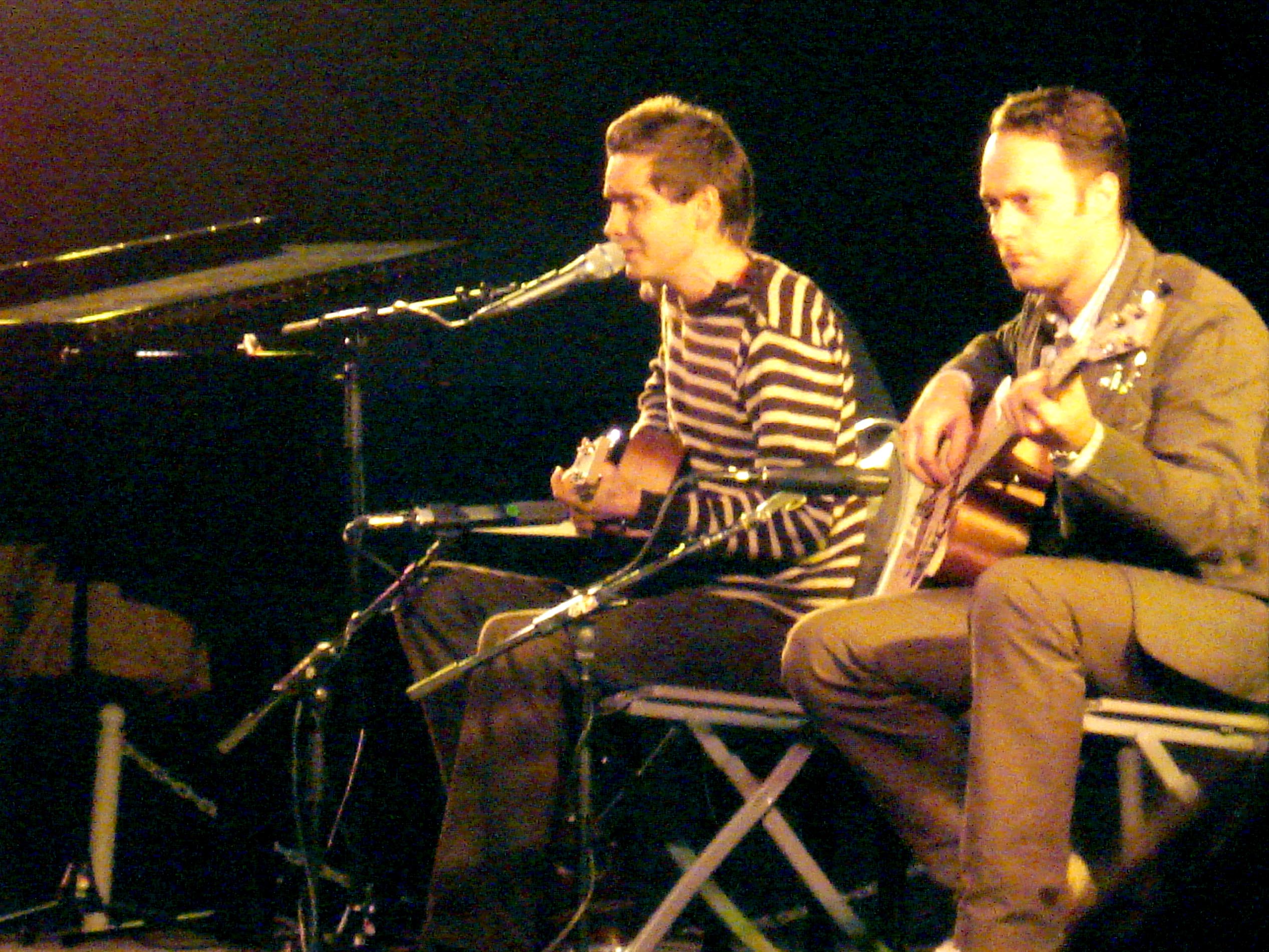 Jonsi Performing In Nyc Image Crazy Gallery