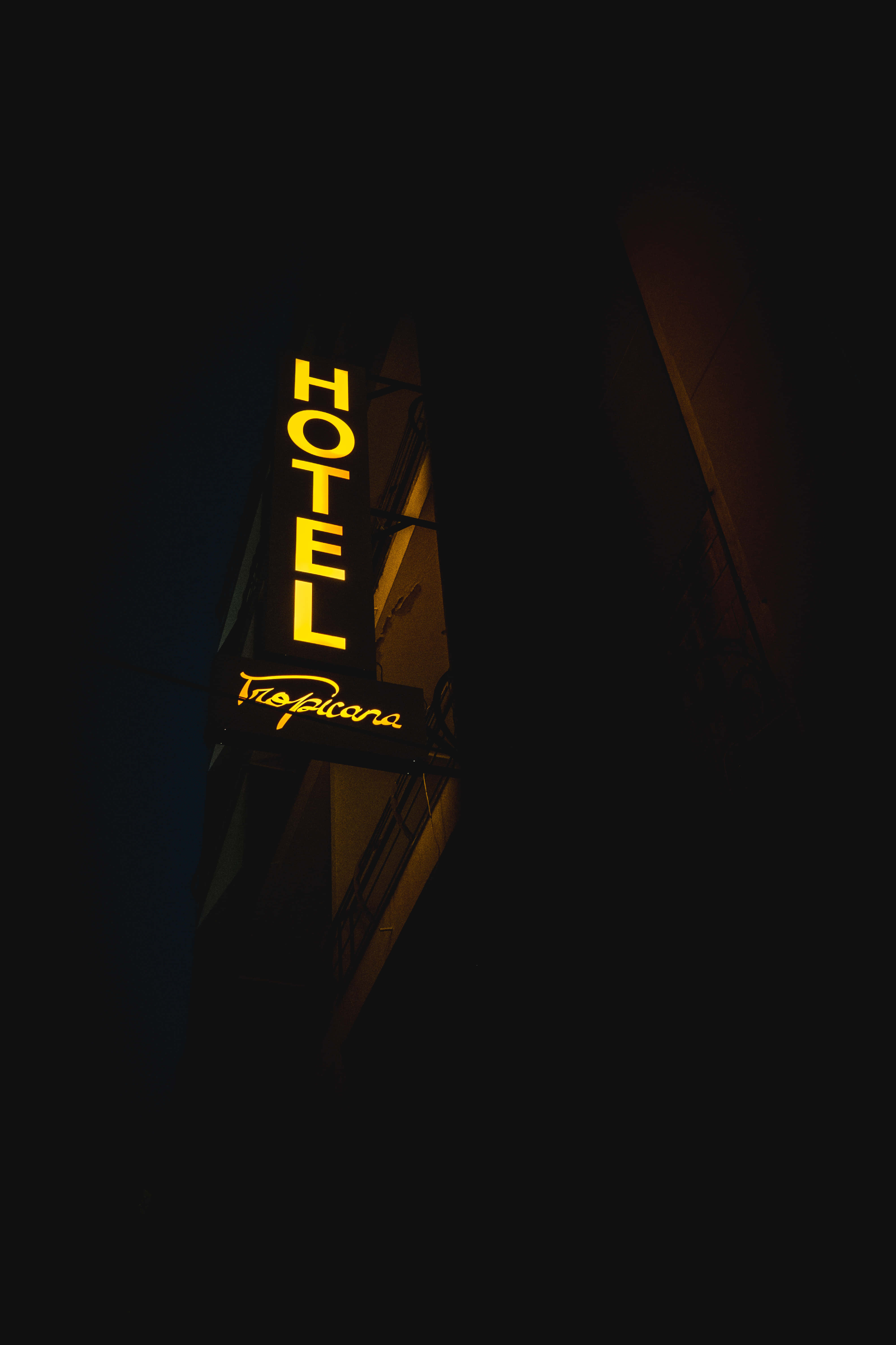 Yellow Neon Light Wallpaper