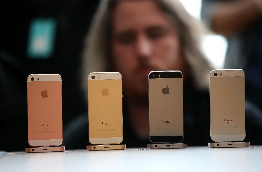 Introduces New Products In Photos Meet The Apple iPhone Se Forbes