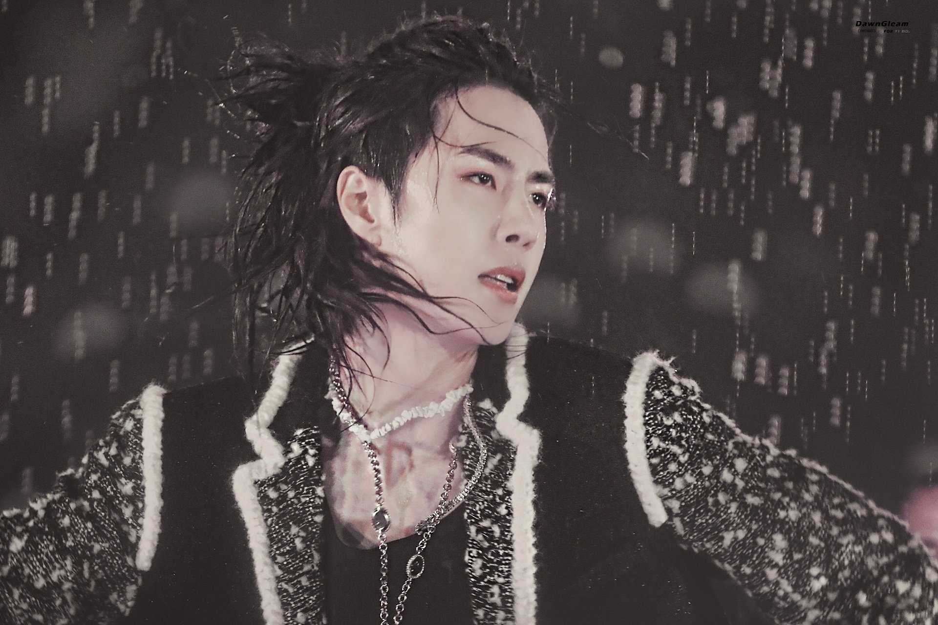 Celebrity Wang Yibo HD Wallpaper