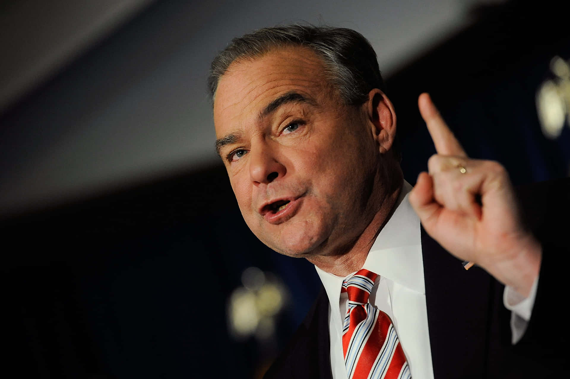 Tim Kaine With Raised Finger S4jqaqok12fbup03 Wallpaper
