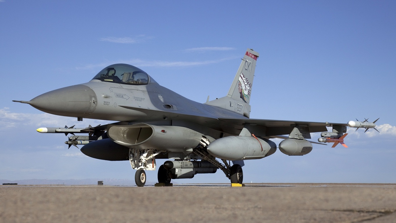 F16 Fighting Falcon Jet And Aeroplane Heaven