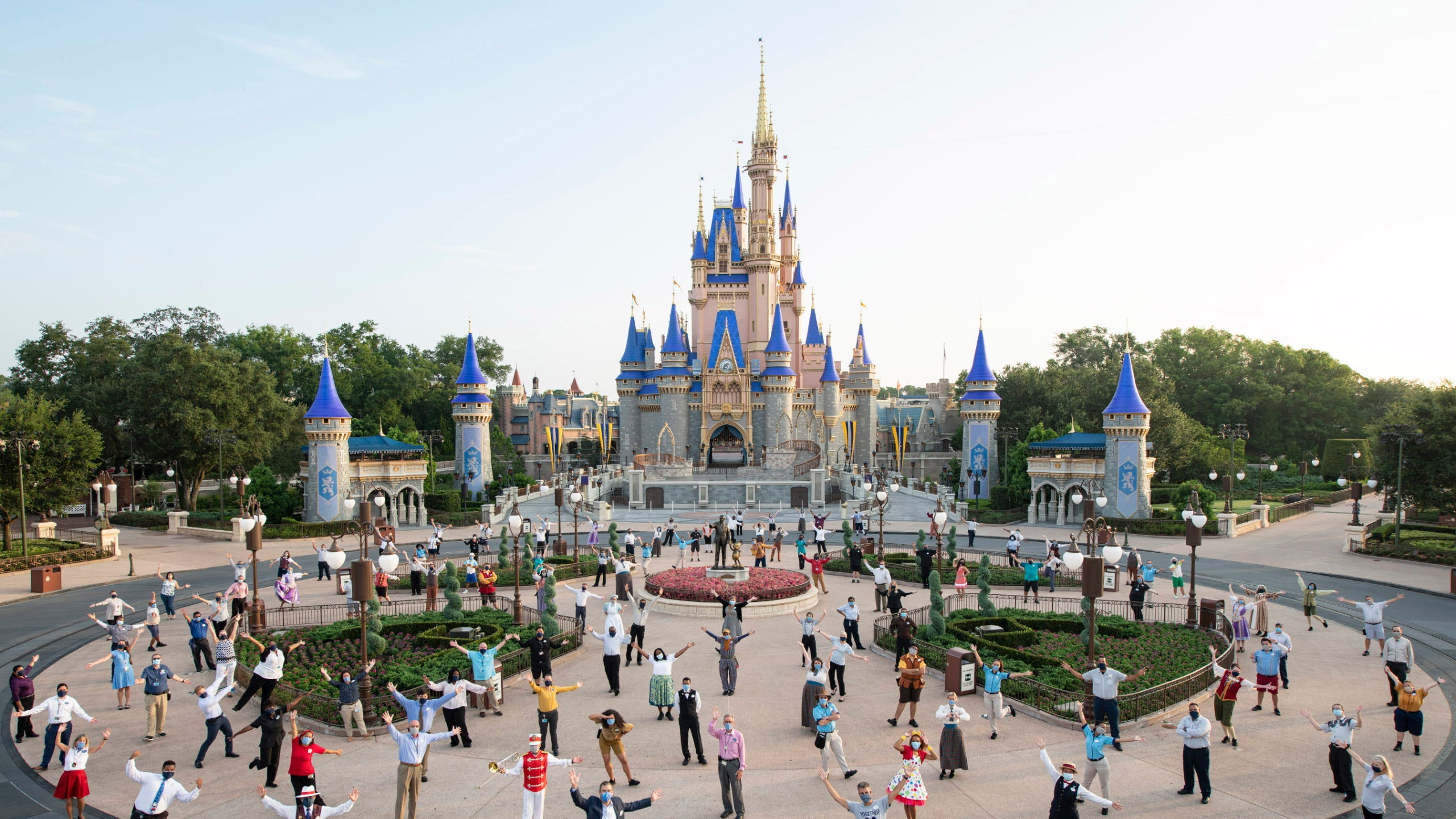 Is It Safe To Go Disney World One Lifelong Fan Isn T Ready